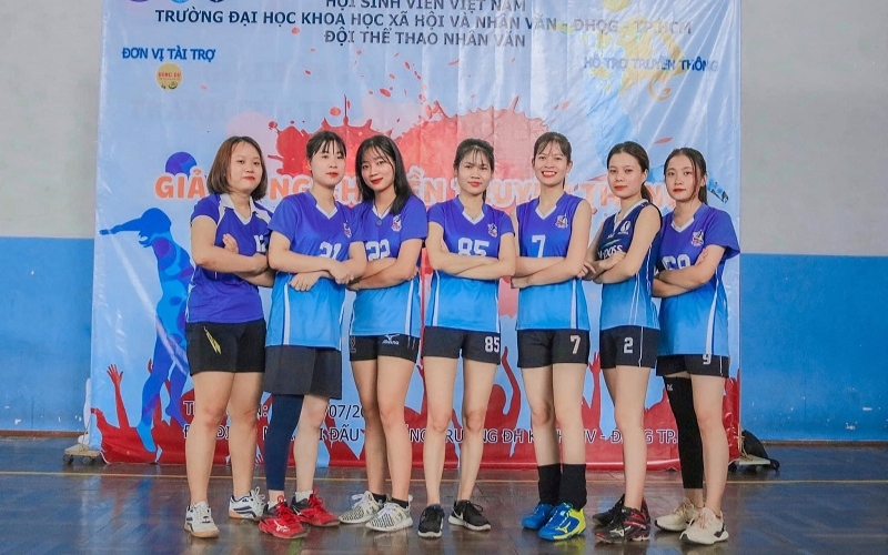 Đồng phục thể thao cho nhóm câu lạc bộ