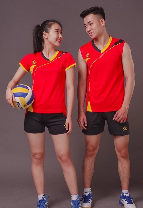 Sự tiện lợi mà áo đồng phục thể thao mang lại