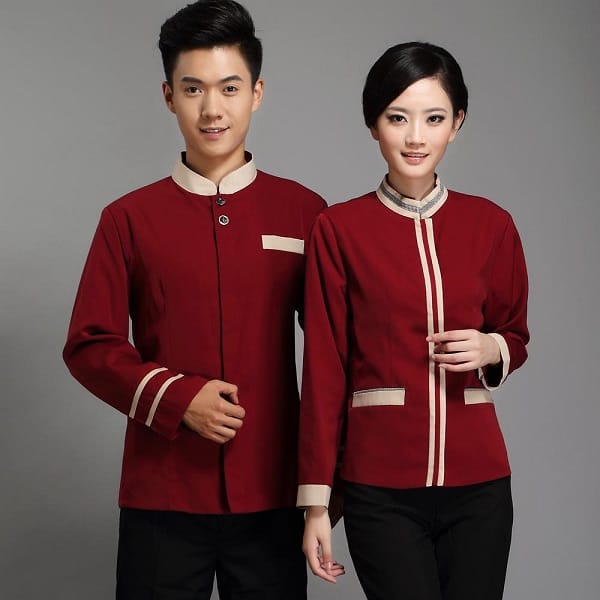 áo đồng phục màu đỏ