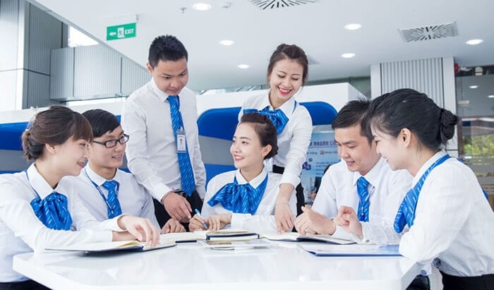 Các tiêu chí lựa chọn nhân viên văn phòng đẹp