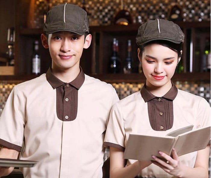 Chọn đồng phục nhân viên phục vụ cafe theo phong cách quán