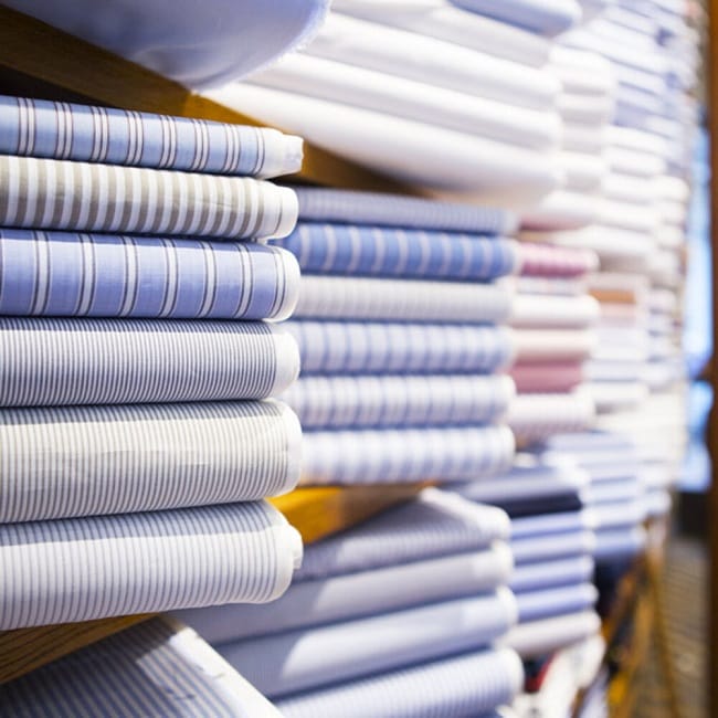 Chi phí may đồng phục cho nhân viên cho chất liệu vải