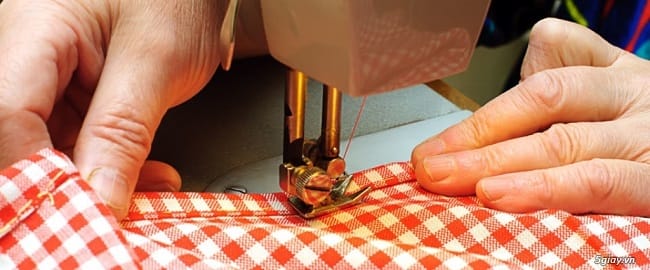 Chi phí may đồng phục cho nhân viên cho may đo/sửa size