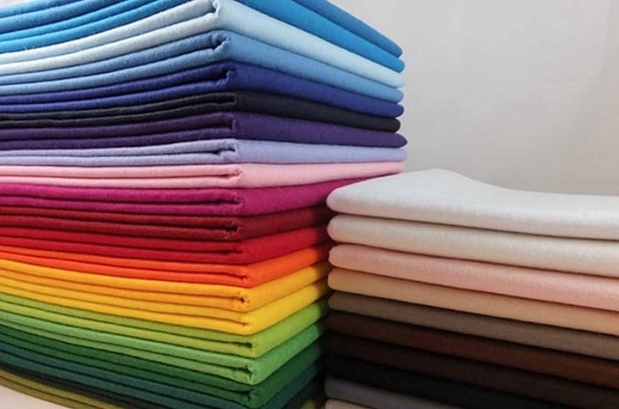 Chọn chất liệu phù hợp để giảm chi phí đồng phục cho nhân viên