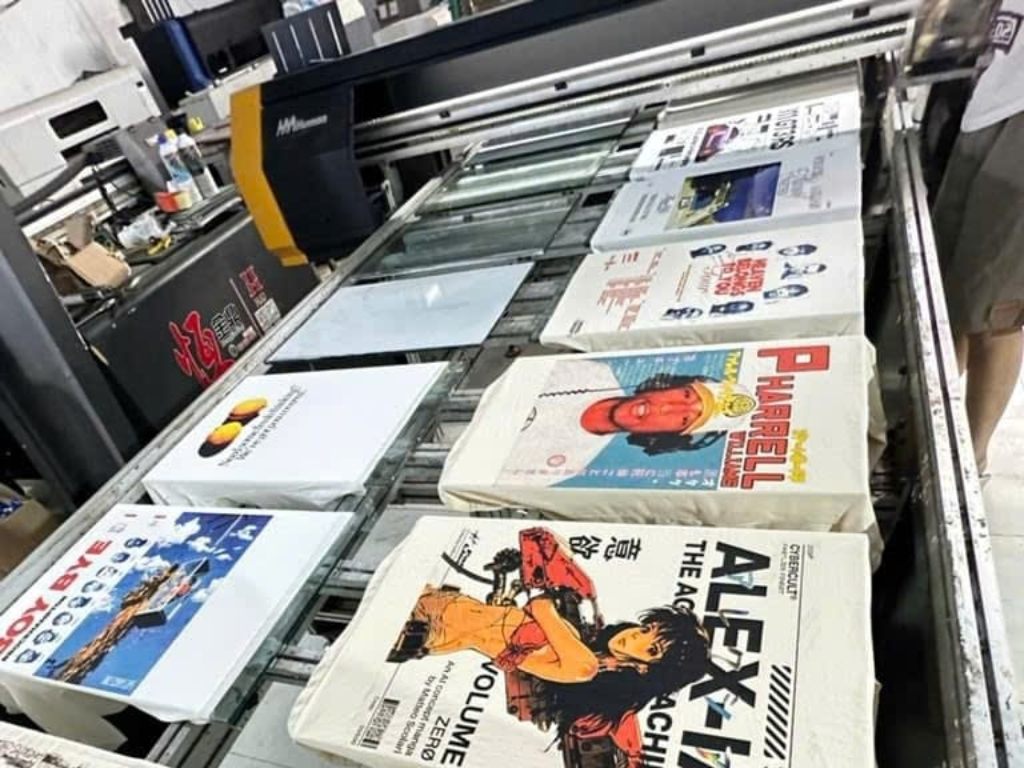 In số lượng càng nhiều thì giá in áo thun kỹ thuật số càng rẻ