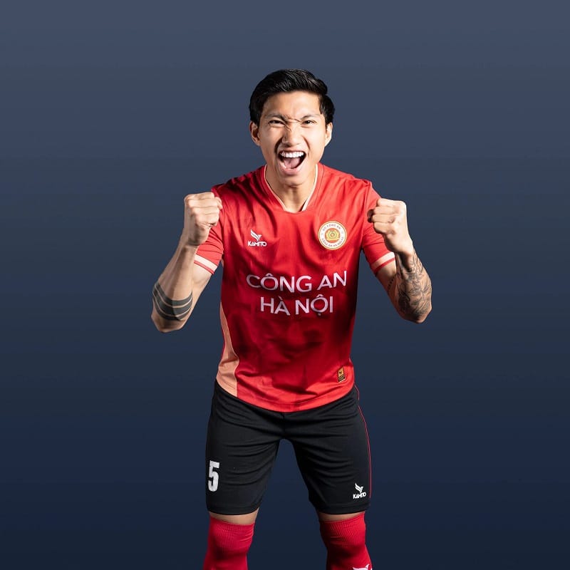 Trang phục thể thao bóng đá