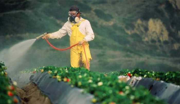 Xưởng may đồ bảo hộ phun thuốc trừ sâu chuyên nghiệp, uy tín tại Nhất Khoa