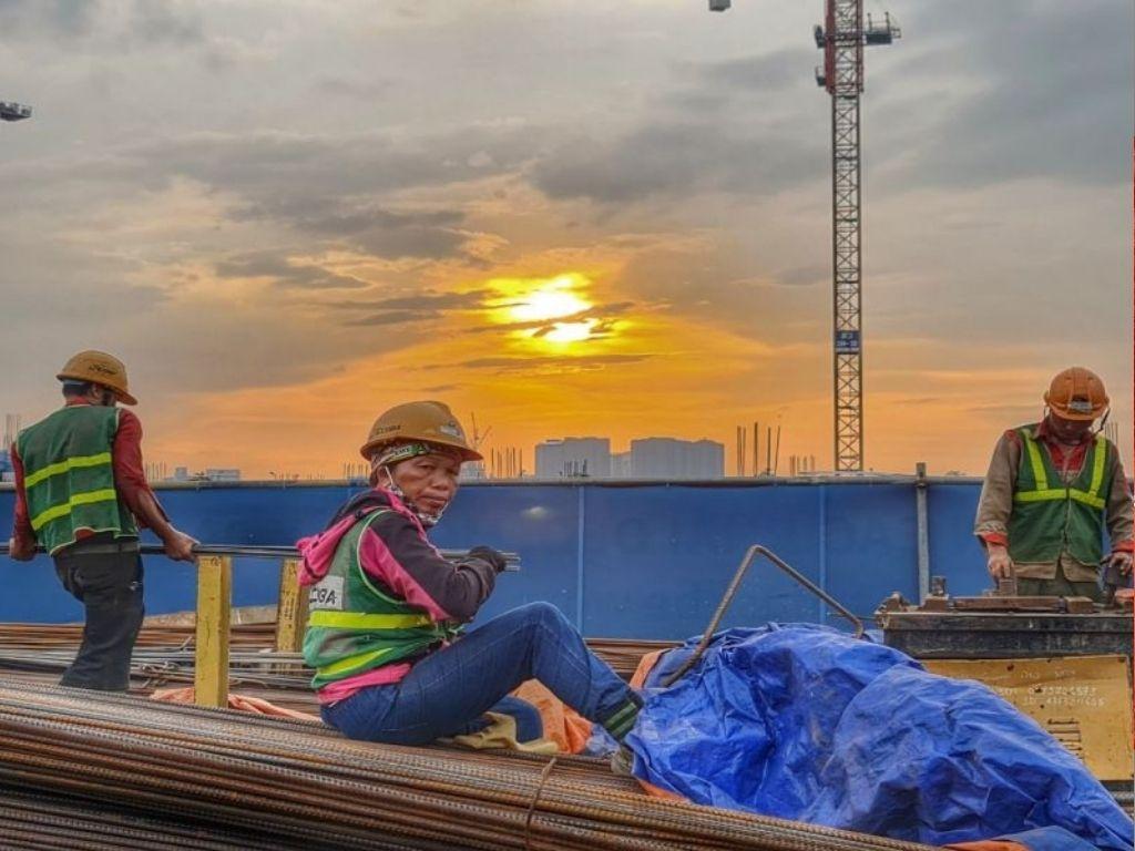 Phú Quý nổi tiếng trong ngành may đồng phục bảo hộ