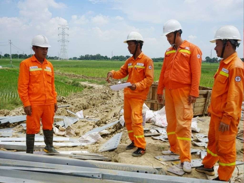 An Toàn Việt chuyên cung cấp thiết bị và quần áo bảo hộ