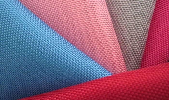 Đặc điểm của vải polyester là gì?