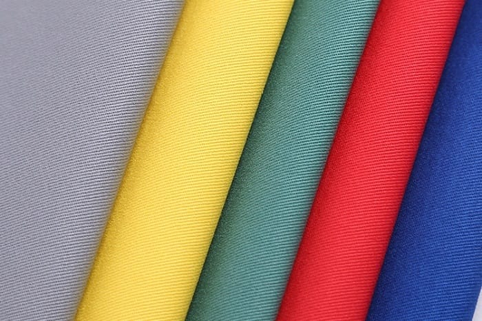 Polyester là loại vải gì? Đặc điểm ra sao