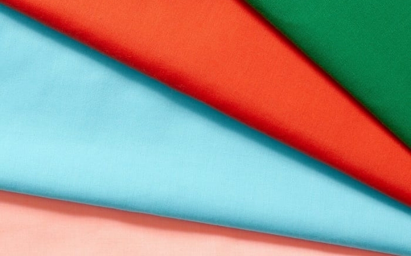 Vải cotton pha polyester có nhiều ưu điểm nổi bật