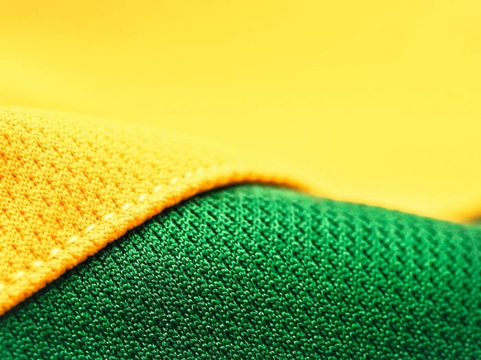 Vải polyester thuộc loại vải nào sau đây?