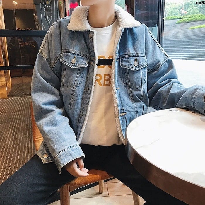 Tại sao áo khoác denim lót lông lại được ưa chuộng?