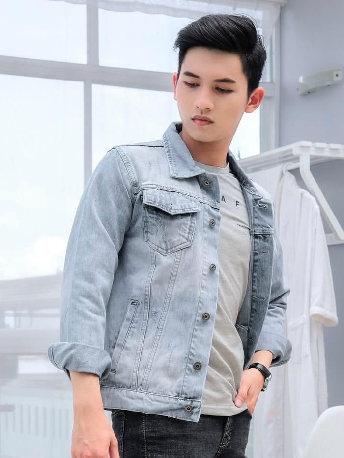 Chọn kiểu dáng áo khoác jean nam phù hợp