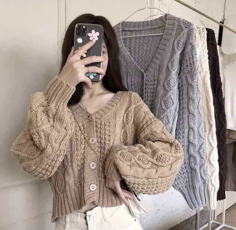 Lựa chọn kiểu dáng áo khoác len phù hợp