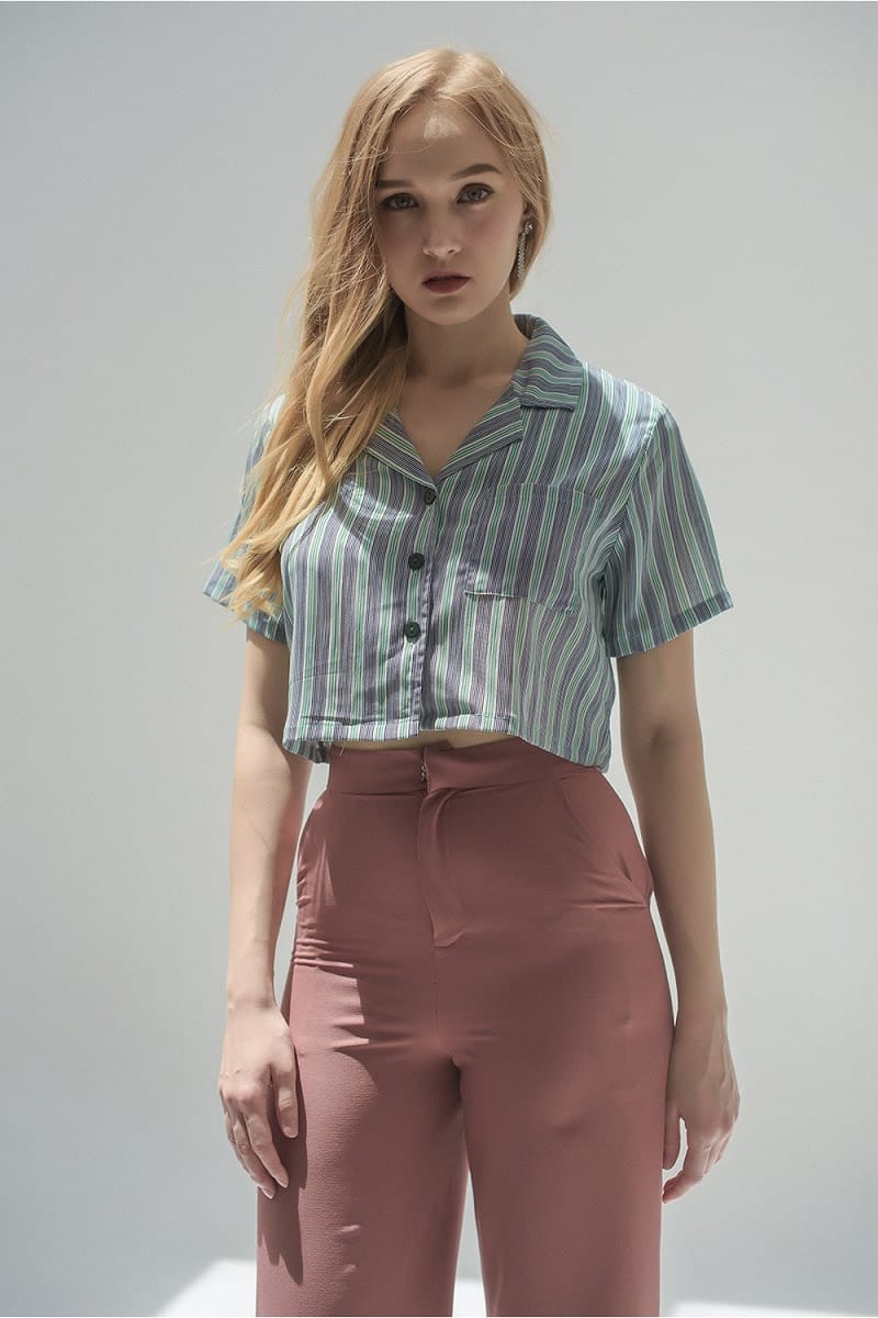Lợi ích khi mặc áo sơ mi croptop