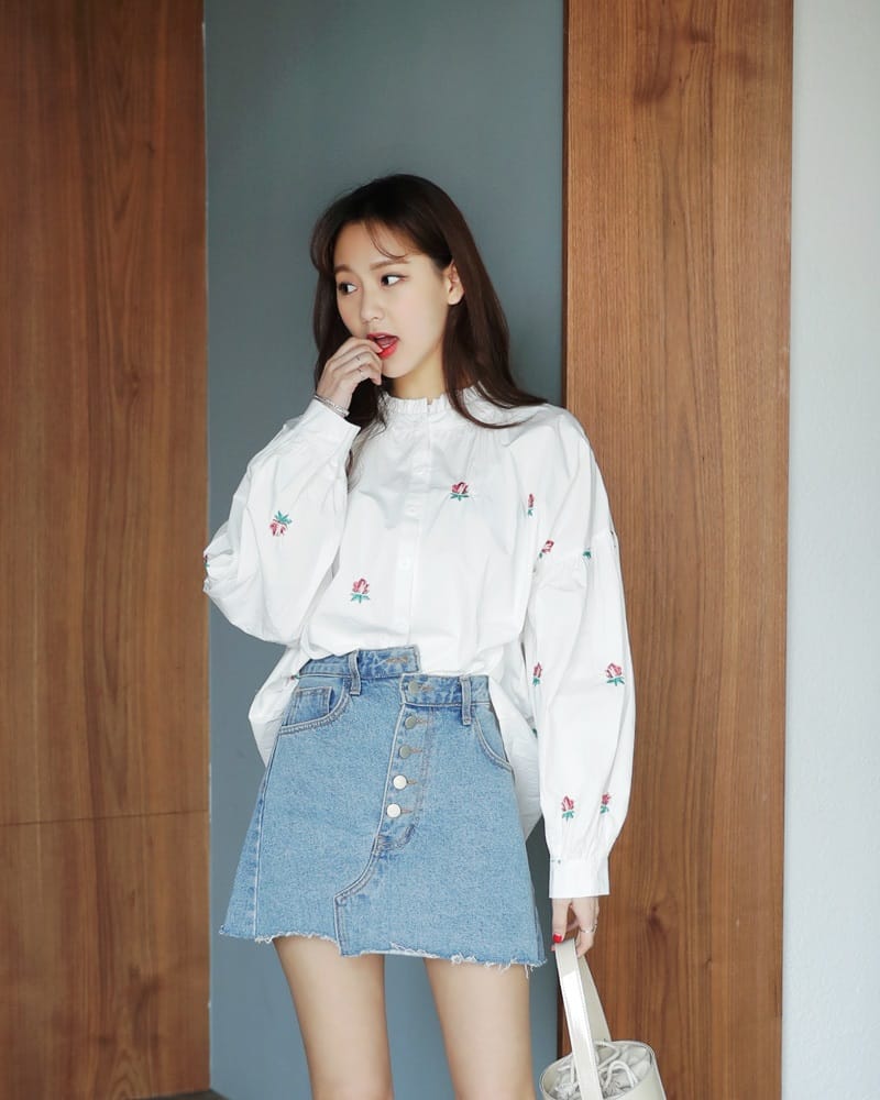 Bí quyết phối đồ với áo sơ mi kiểu độc đáo