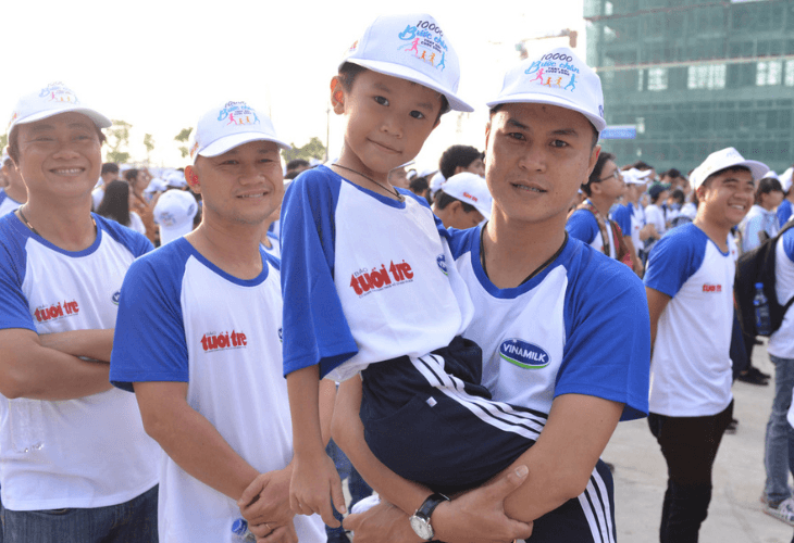 Bảo quản áo thun đồng phục để đồng phục luôn mới