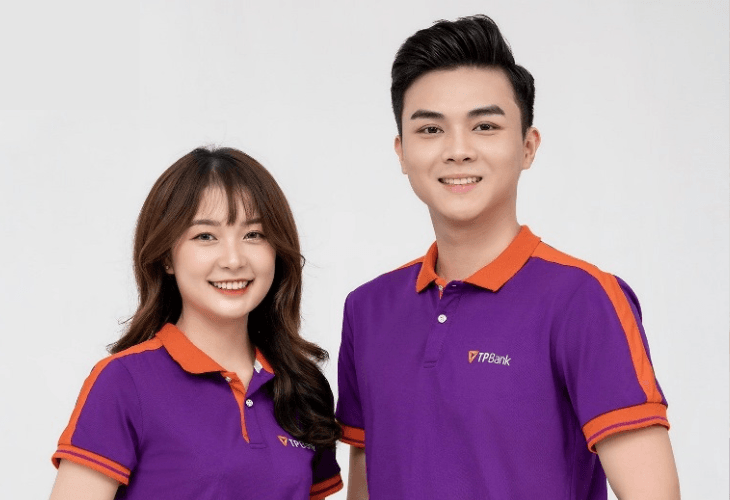 Form áo vừa vặn giúp tôn dáng người mặc