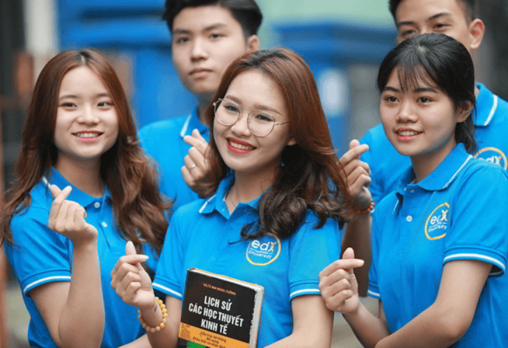 Áo thun đồng phục tạo sự đoàn kết và niềm tự hào về trường