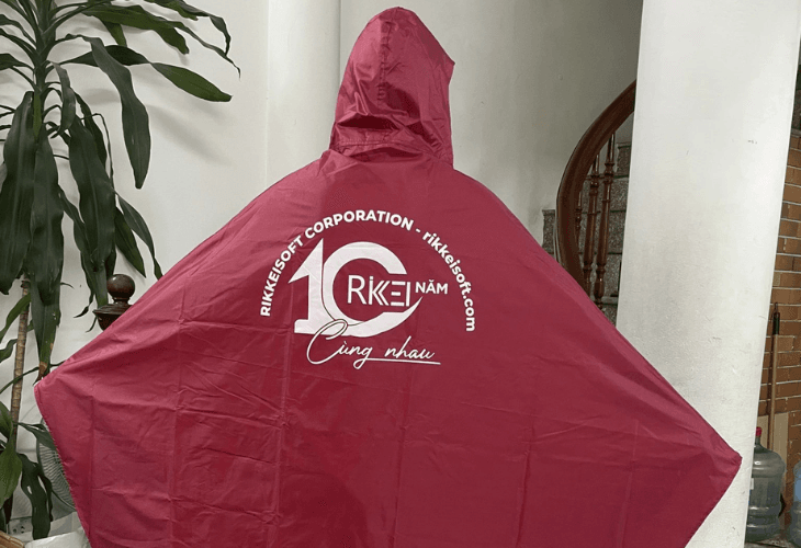 xuong-san-xuat-ao-mua-dai-thang