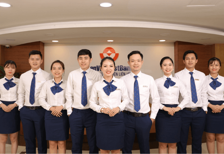 Áo sơ mi đồng phục cần được cân nhắc kỹ về kiểu dáng