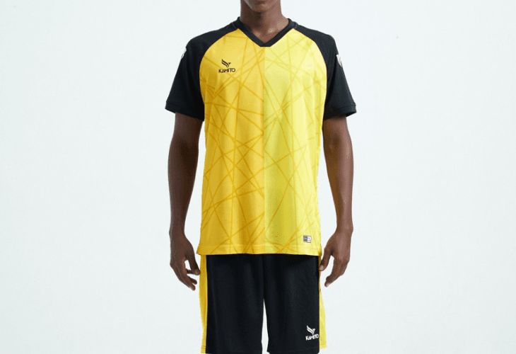 ao-da-banh-dong-phuc-co-tym