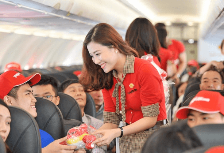 Đồng phục Vietjet Air có màu sắc nổi bật