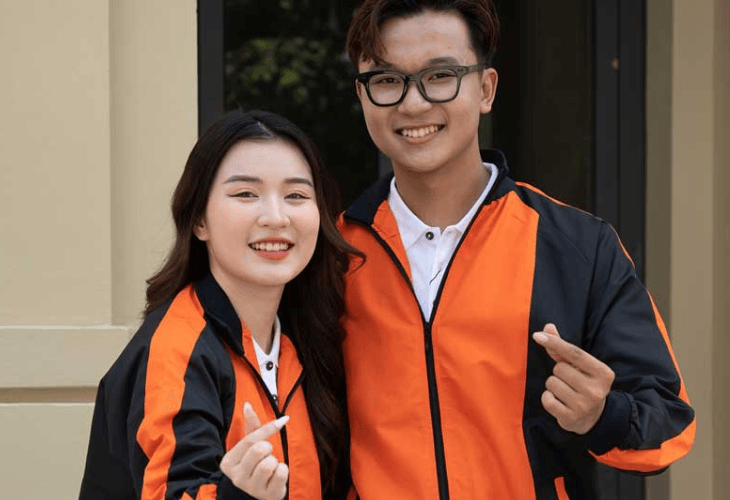 Áo khoác đồng phục giúp gắn kết nhân viên