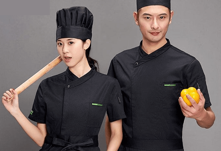 Áo đồng phục bếp là trang phục không thể thiếu đối với các đầu bếp