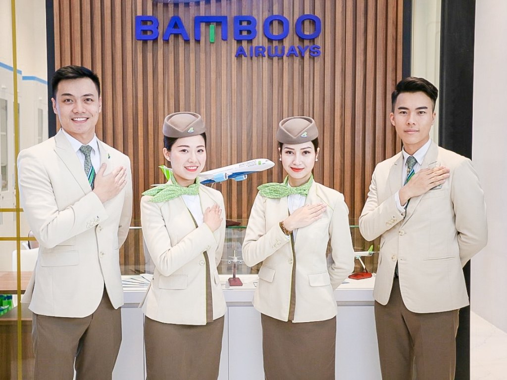 Áo đồng phục cho tiếp viên nam lịch lãm, sang trọng