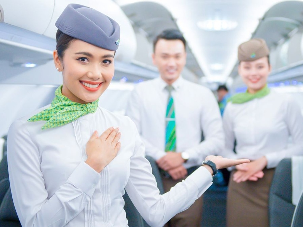 Áo đồng phục Bamboo Airways thể hiện sự chỉn chu và chuyên nghiệp