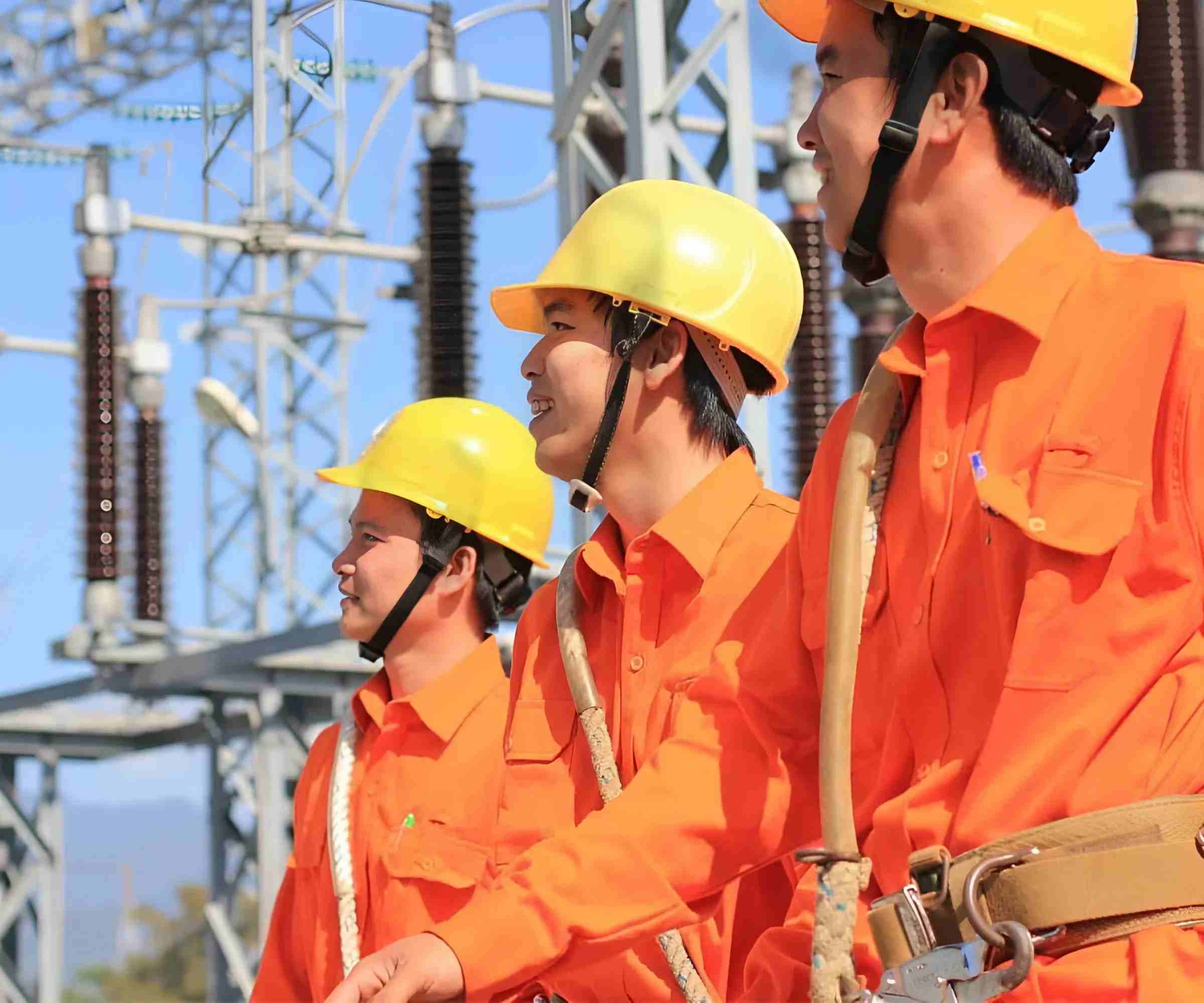 Chất liệu áo đồng phục EVN đảm bảo sức khỏe công nhân