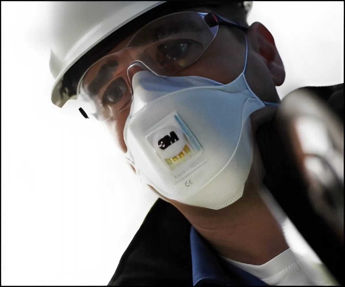 Khẩu trang bảo hộ bảo vệ công nhân khỏi bụi bẩn, ô nhiễm