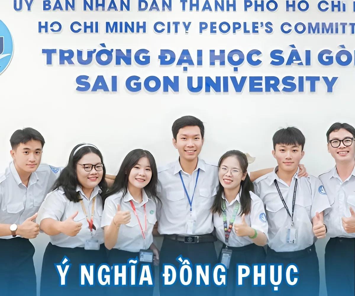 Áo sơ mi đồng phục SGU mang đến hình ảnh chỉn chu, trưởng thành