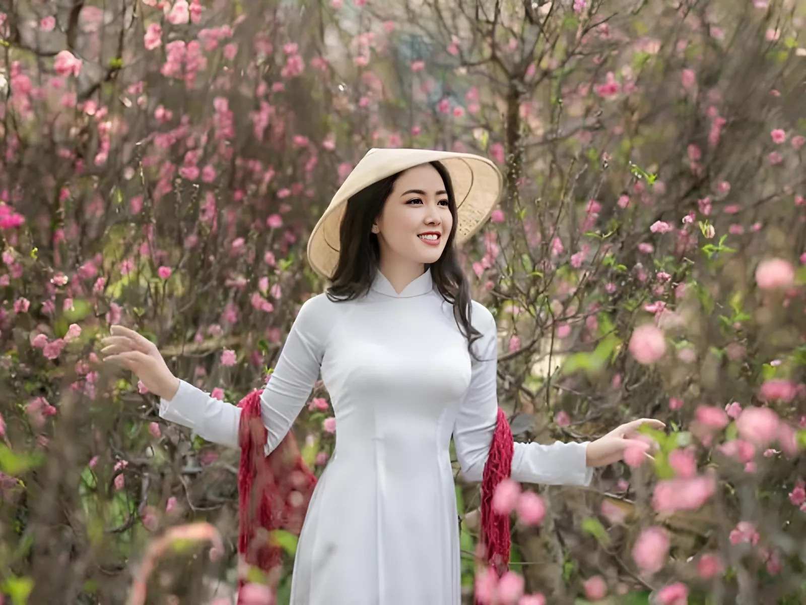 Màu trắng biểu trưng cho sự tinh khôi, mới mẻ dịp đầu năm