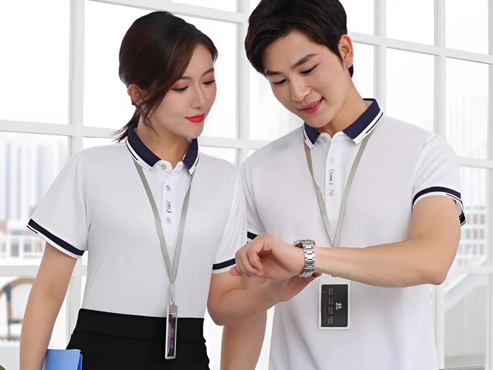 Những lưu ý thiết thực giúp công ty bạn có đồng phục văn phòng chất lượng