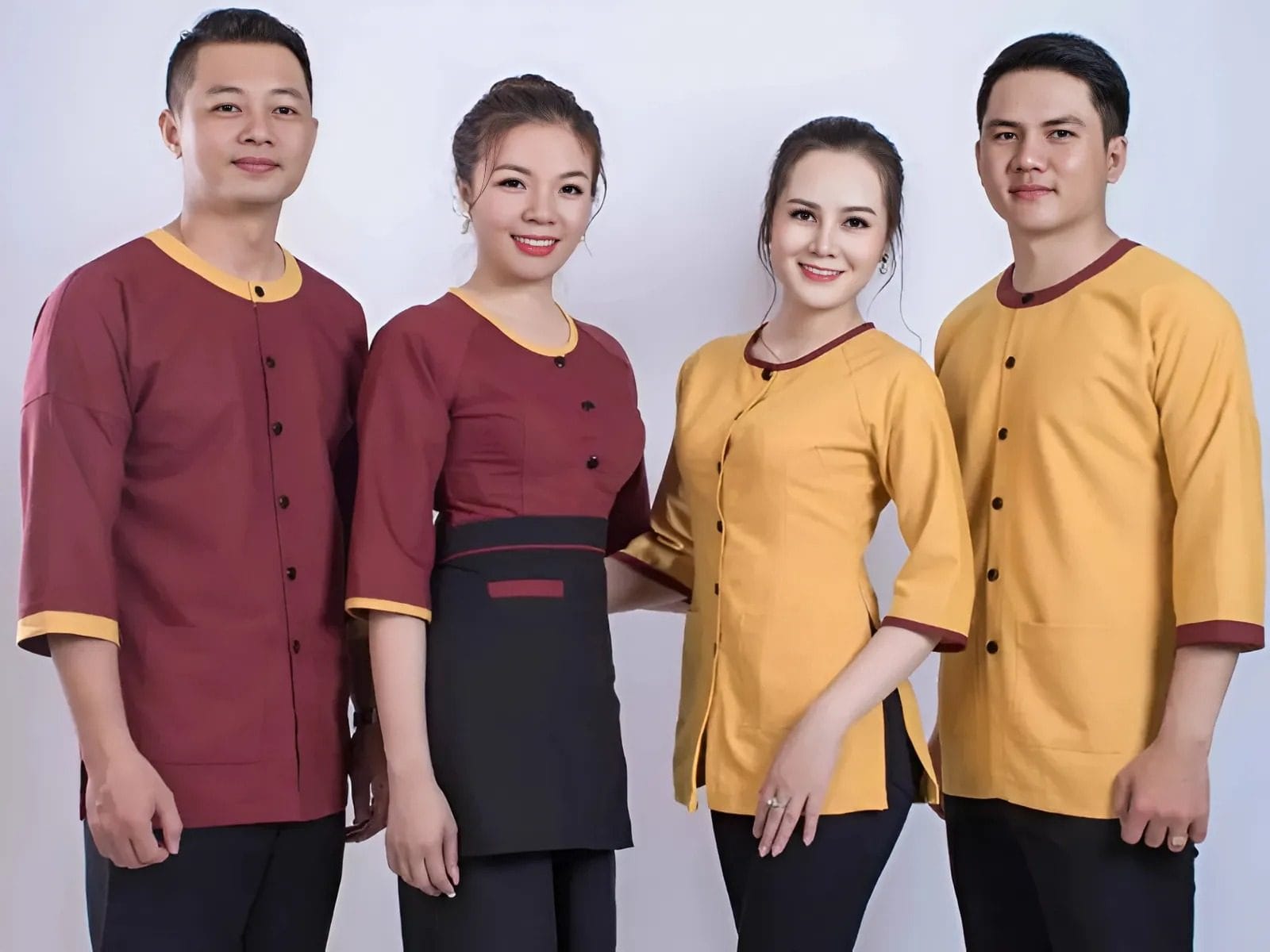 Áo đồng phục nhà hàng Việt Nam chân chất, bình dị