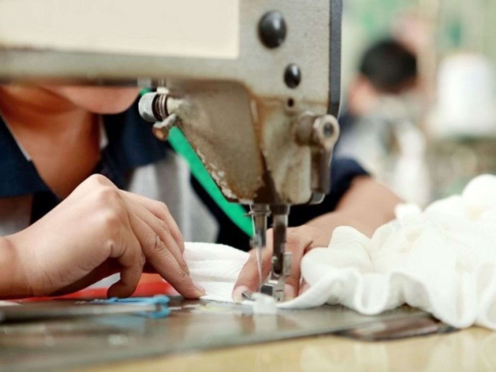 May mẫu thử phù hợp với những thiết kế phức tạp