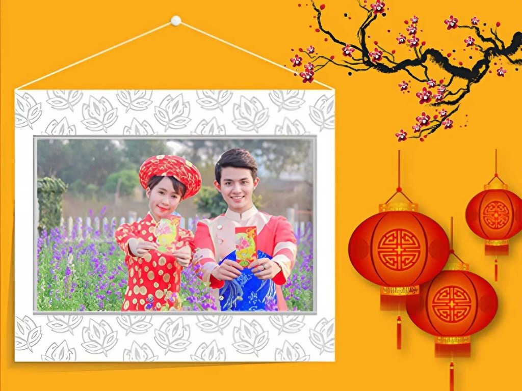 Bạn có thể chia sẻ khung ảnh Tết online lên mạng xã hội