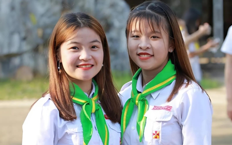 Đồng phục Thiếu Nhi Thánh Thể cấp ấu nhi có màu xanh lá