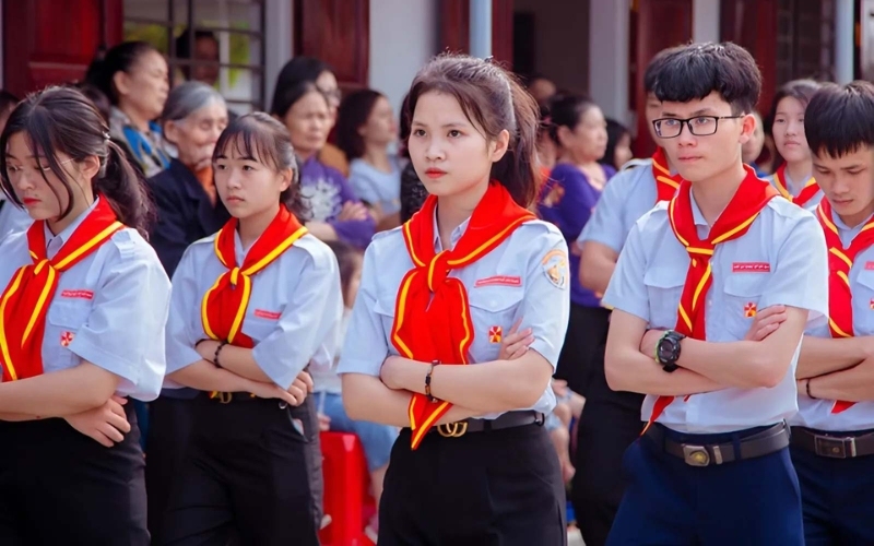 Đồng phục Thiếu nhi Thánh Thể là một phần truyền thống của đạo