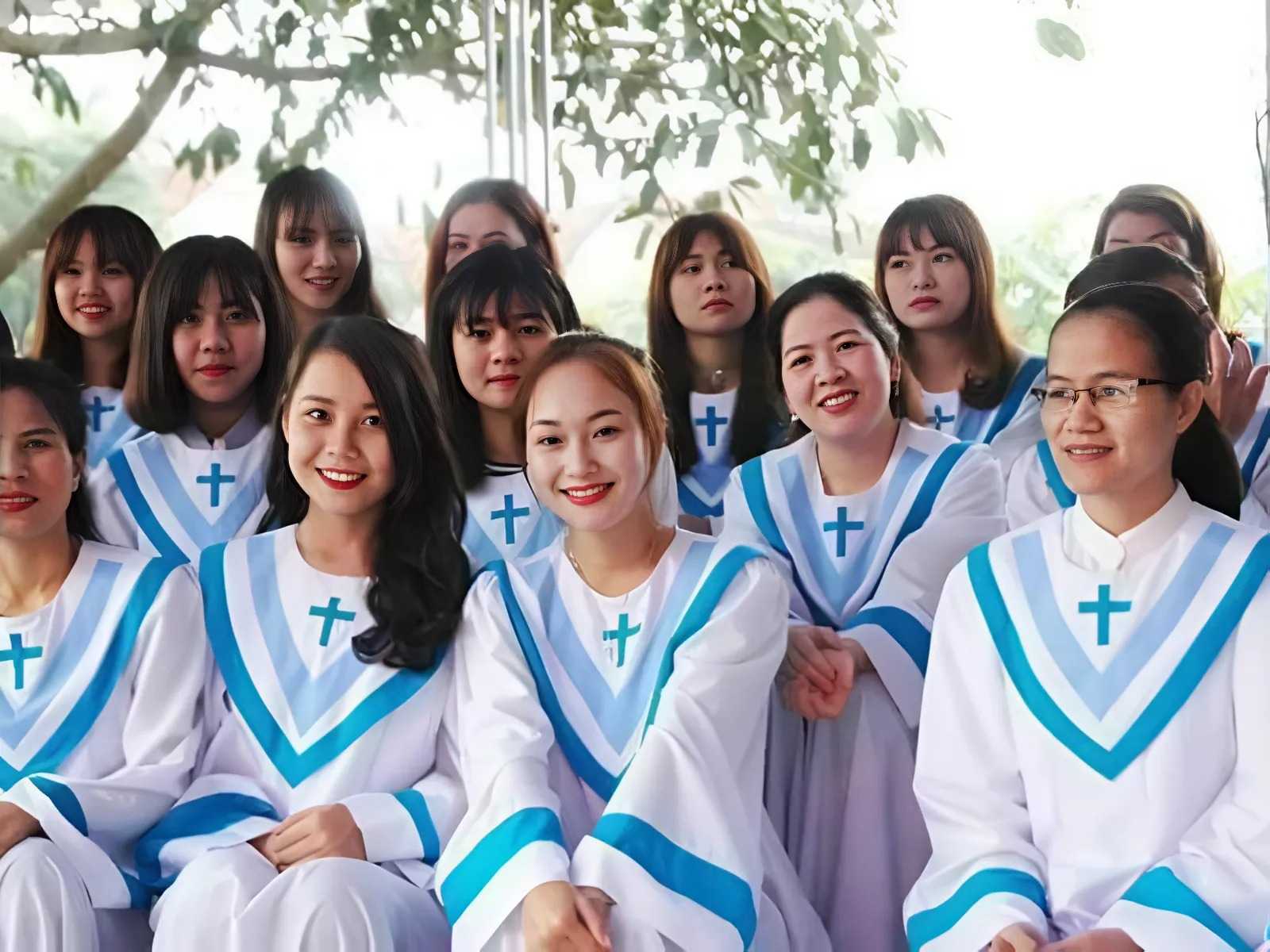 Size áo vừa vặn giúp người mặc thêm tự tin