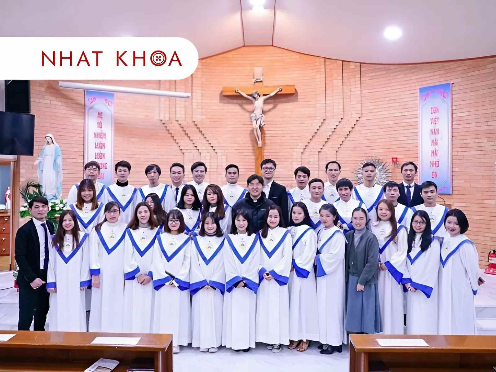 Áo Đồng Phục Ca Đoàn: Giải Mã Sức Hút Đặc Biệt