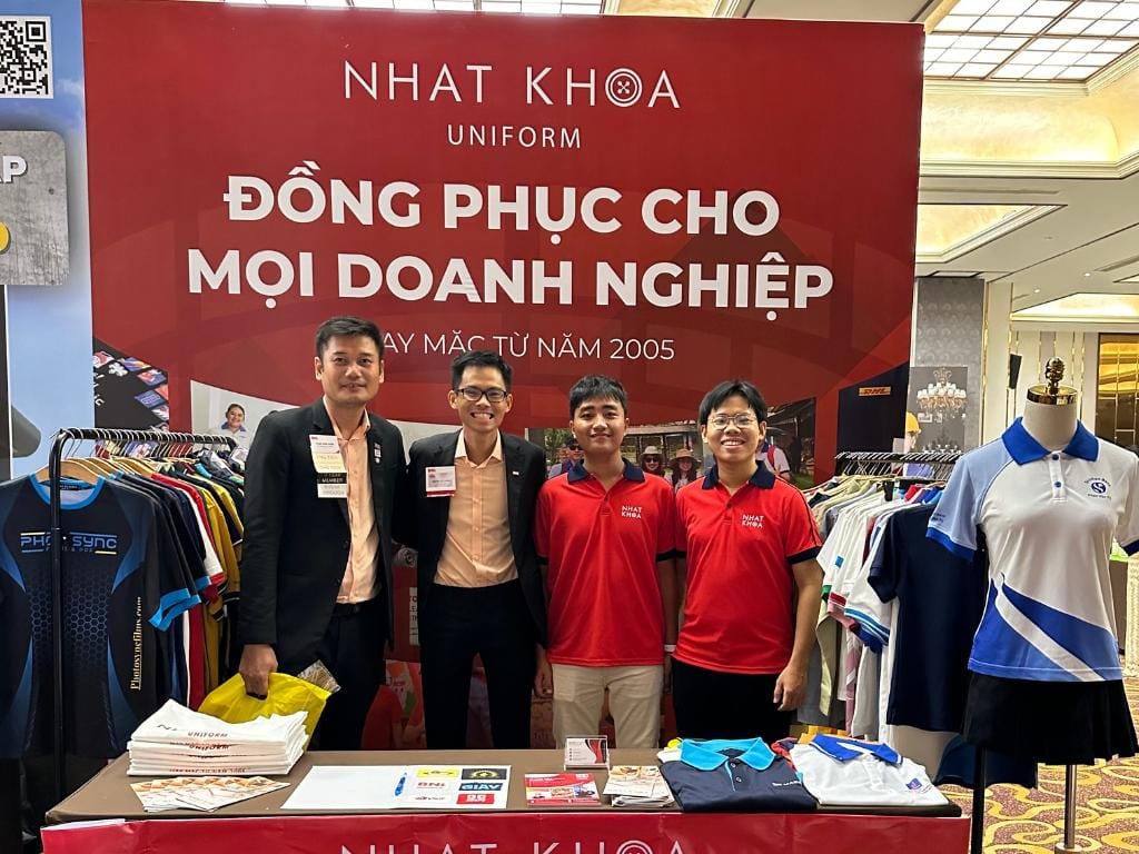 Nhất Khoa Uniform - Chuyên may in đồng phục đi biển theo yêu cầu