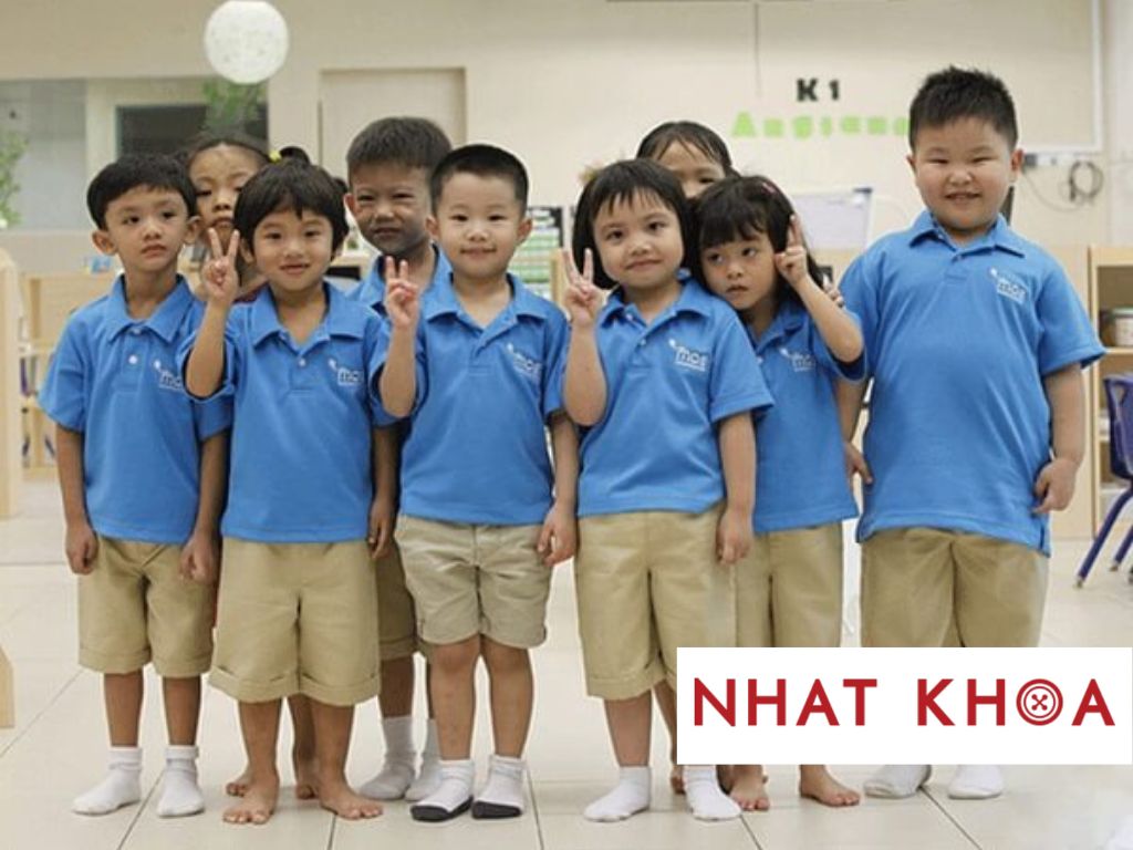 Đồng phục học sinh với nhiều kiểu dáng sang trọng cùng với chất liệu vải thoáng mát