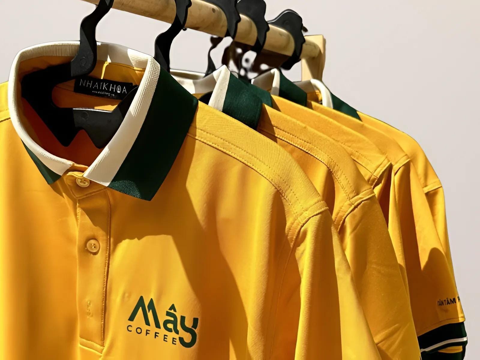 Mẫu áo polo đồng phục của Nhất Khoa