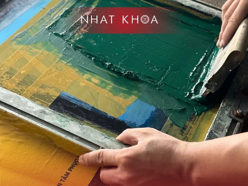 Kỹ thuật in lụa tại Nhất Khoa