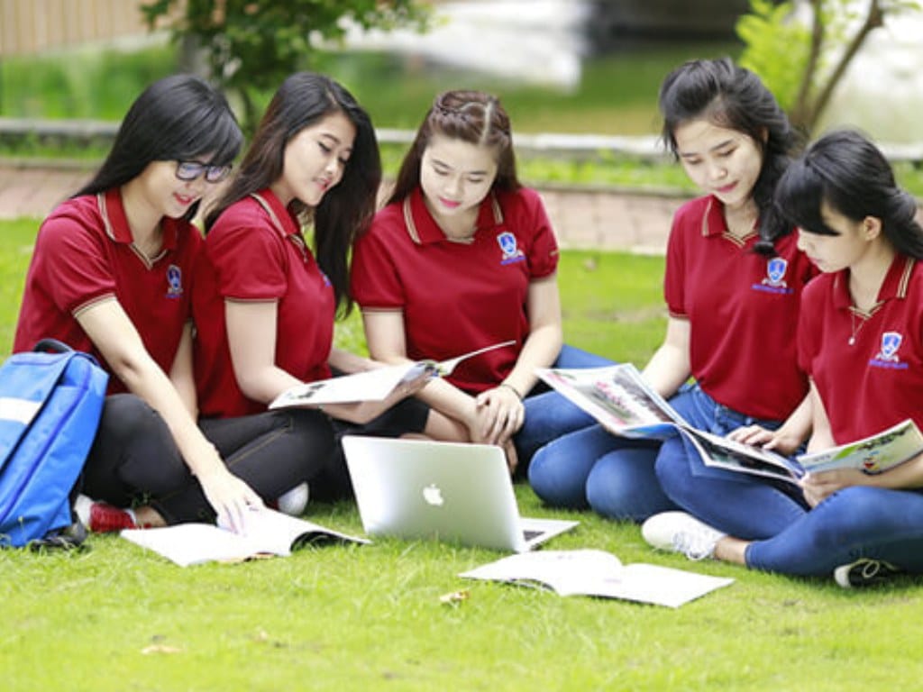 Đồng phục giữa các trường luôn có sự khác biệt nhau